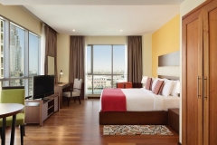 Premium-Studio-Burj-Khalifa-and-Fountain-View-Room-1-MAIN-IMAGE